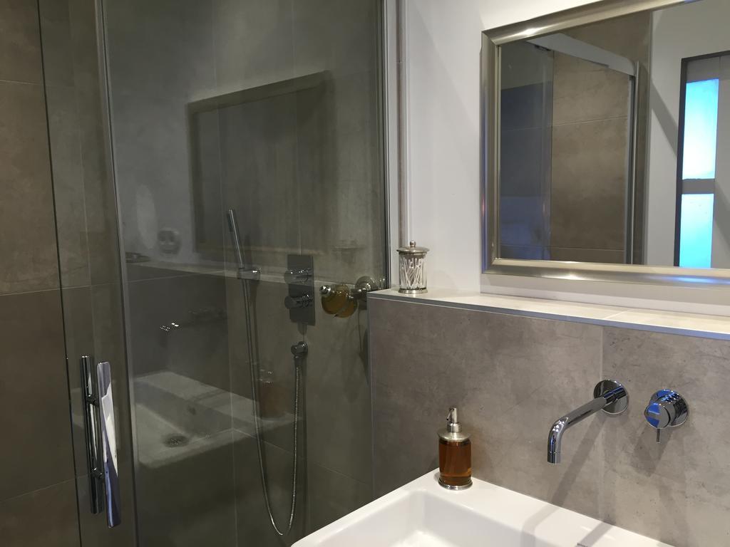 Les Chambres De L'Imprimerie Beaune  Bilik gambar
